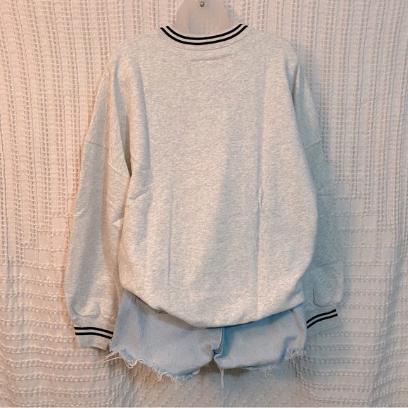 NWT Abercrombie & Fitch Vintage New York Giants Graphic Oversized Sunday Crew - Picture 3 of 4